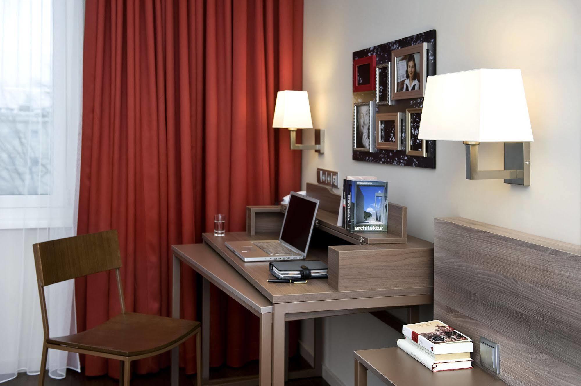 Aparthotel Adagio Kurfürstendamm 4*